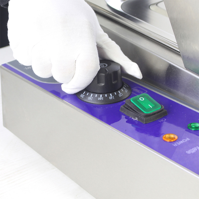 Máquina eléctrica comercial del Baño María del acero inoxidable con el guardia de cristal moderado del estornudo